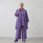 Zeitlos ausgefallene Oversize Glockenform Bluse aus feiner Baumwoll Popeline, luftig leicht, Lila