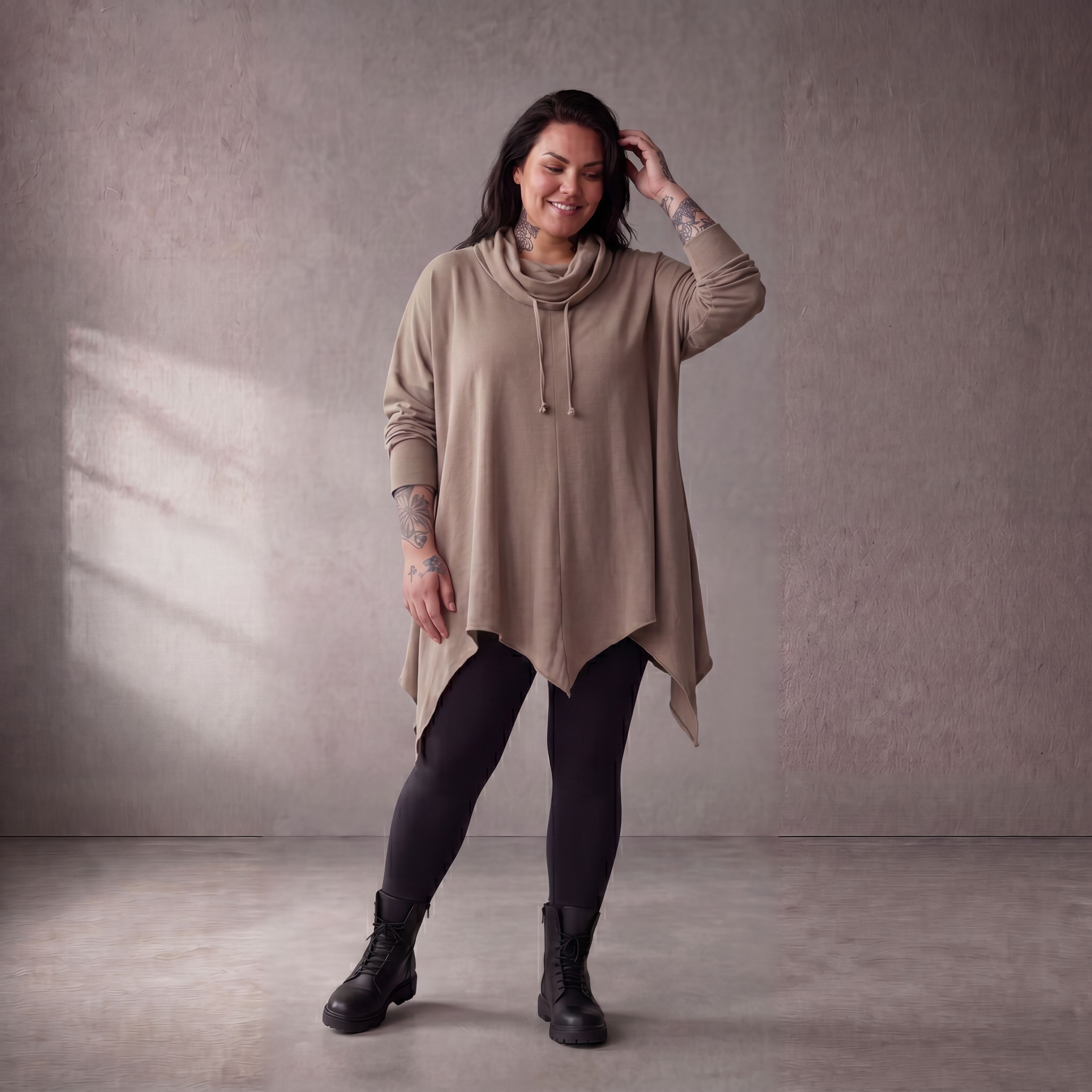 Damen Shirt Lagenlook Baumwolle Beige, A-Linie, Rollkragen, Oversize große Größen – Funky Diva