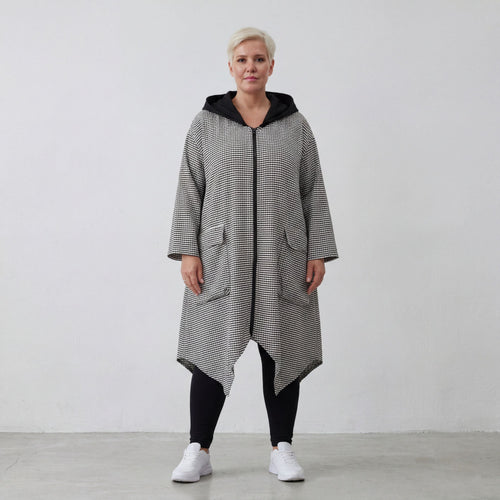 Schwarz/Weiß Crinklemantel im Lagenlook Oversize leger ausgefallen zeitlos mit Kapuze