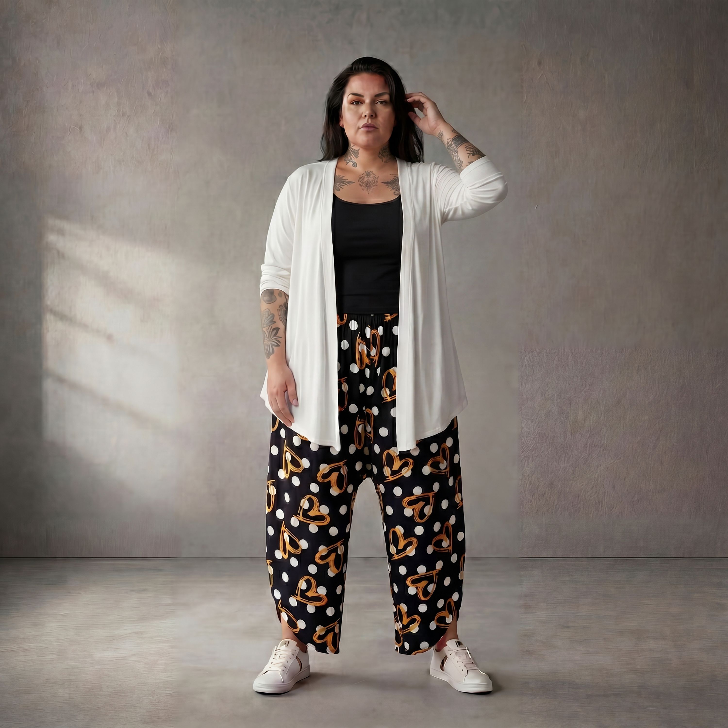 Ausgefallene Oversize Ballonhose Schwarz Weiß Orange Viskose leger Lagenlook zeitlos sehr