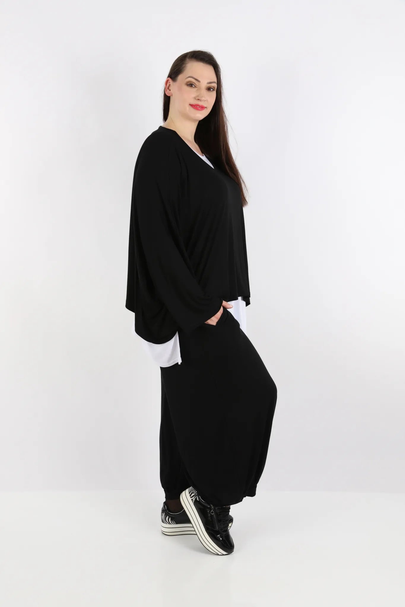 Ballonhose von AKH Fashion aus Viskose, 1233.08067, Schwarz, Ausgefallen, Zeitlos, Schick