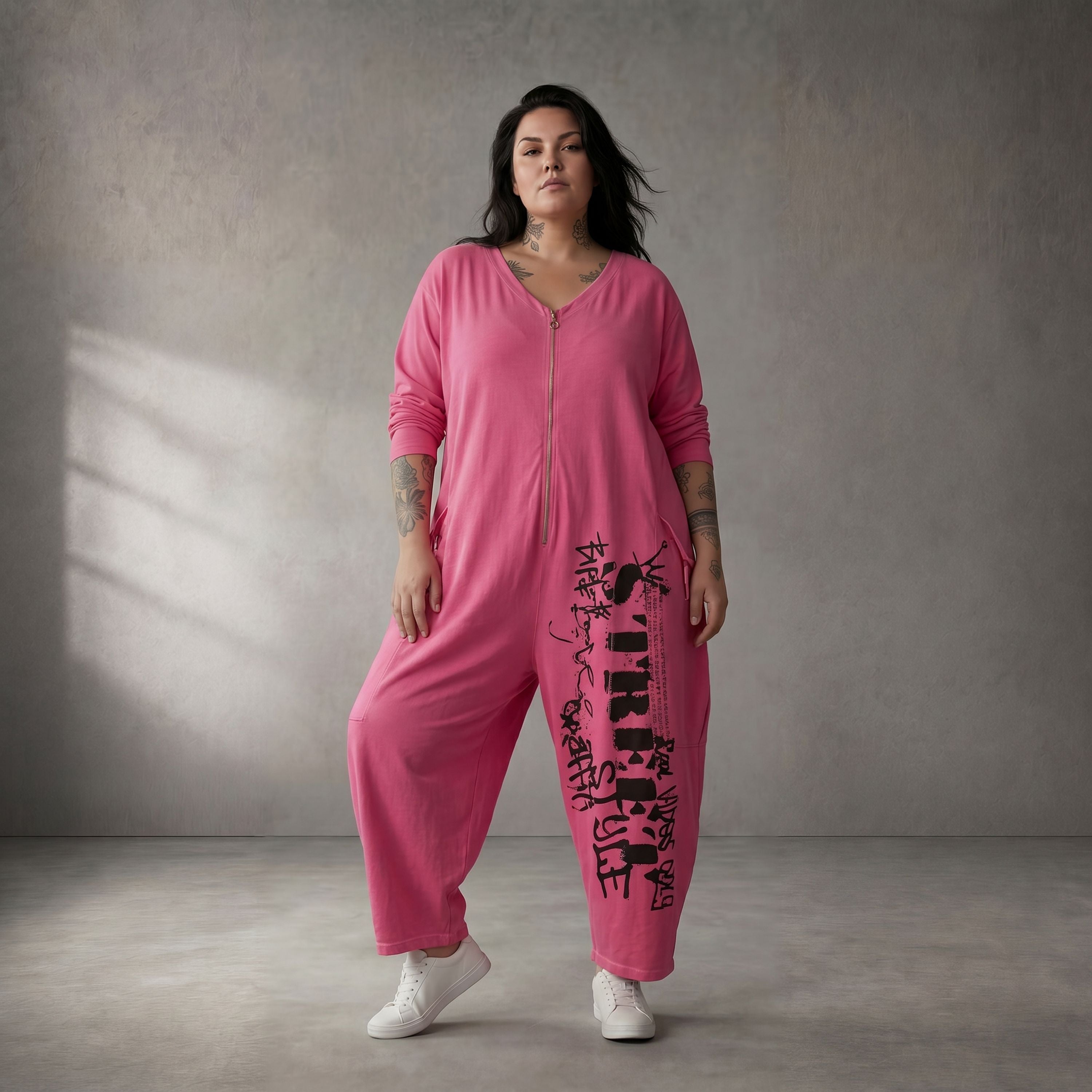 Rosa Baumwolljumpsuit im Lagenlook leger und zeitlos mit V Ausschnitt Streetstyle weich