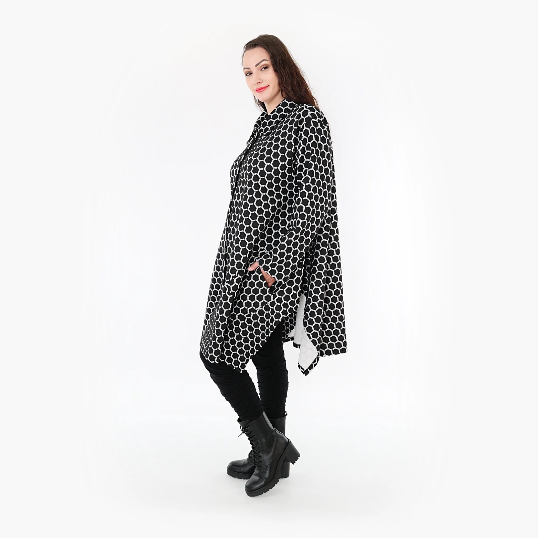  Ballonjacke von AKH Fashion aus Materialmix, 1365.06864, Schwarz-Weiß, Raute, Schick
