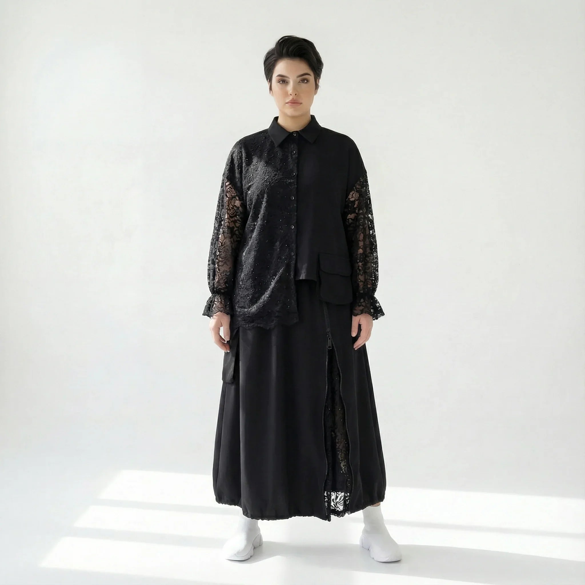 Trieste Oversize-Set mit Spitze: Schwarze Popeline-Bluse & Lagenrock – bei Modeare entdecken