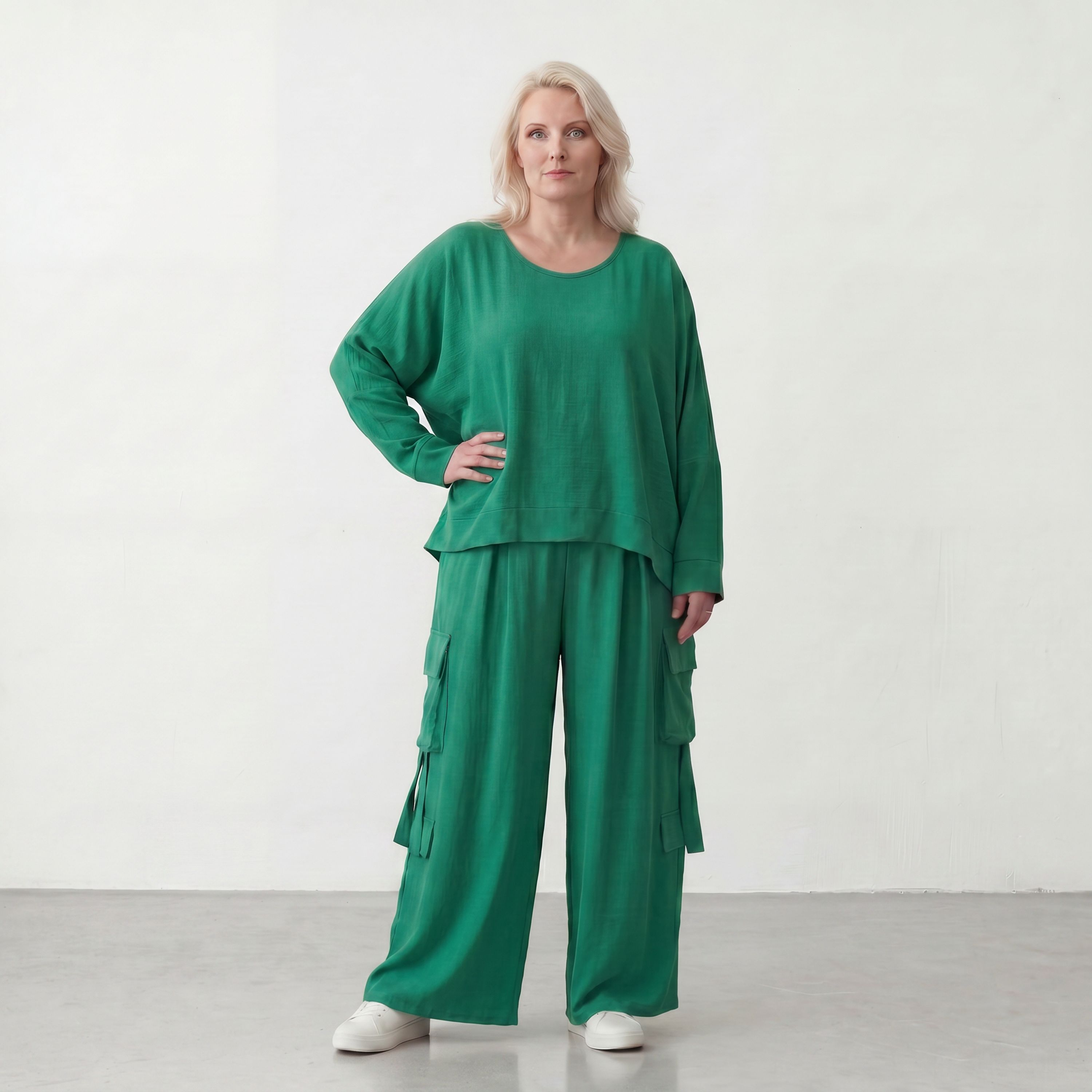 Leinenlook Überwurf im Lagenlook Oversize locker luftig elegant edel fein in Smaragdgrün