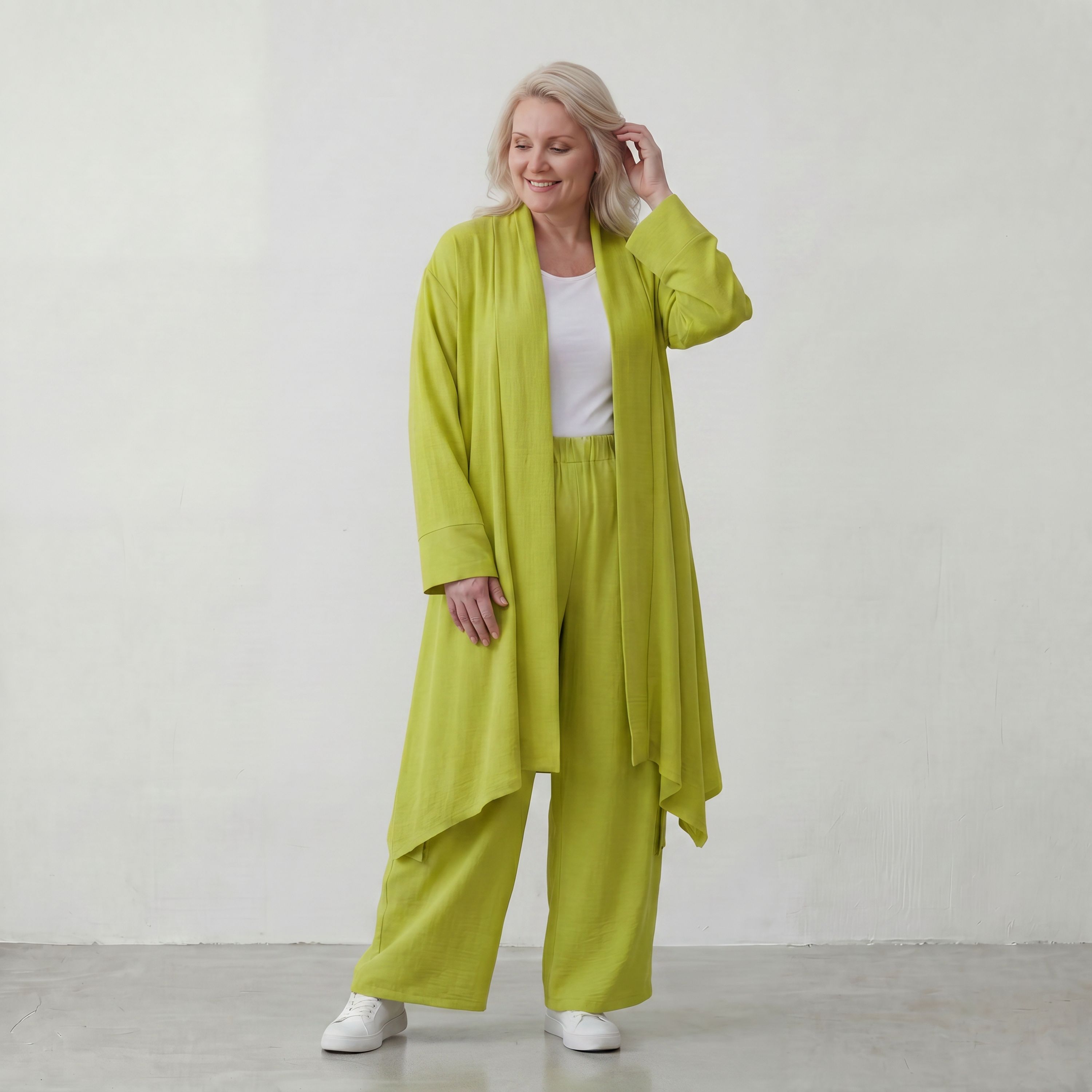 Apfelgrün fliessender Longcardigan im Lagenlook Oversize leger zeitlos luftig Leinenoptik