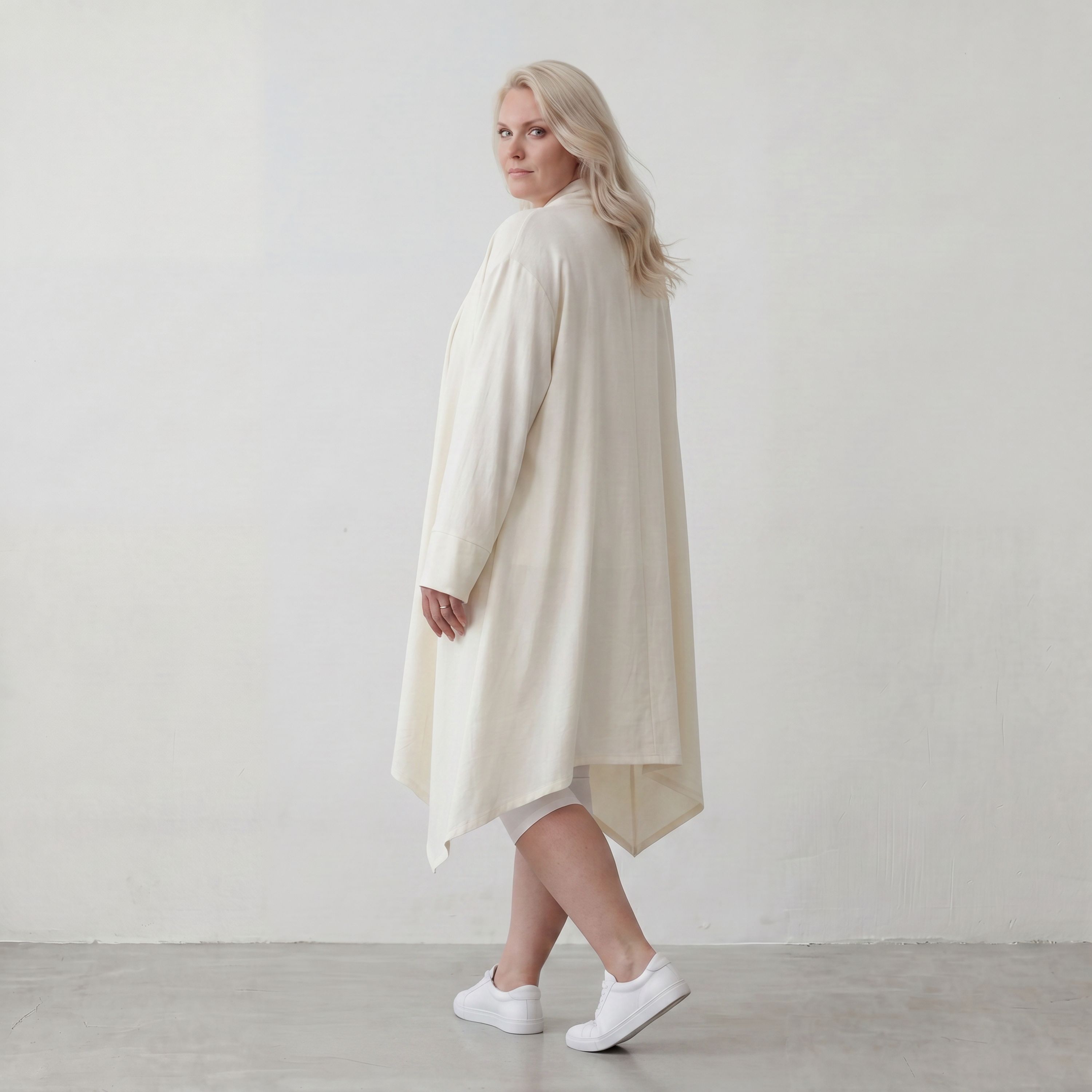 Leichter Cardigan in Leinenoptik Oversize Lagenlook zeitlos elegant Creme fliessend neu