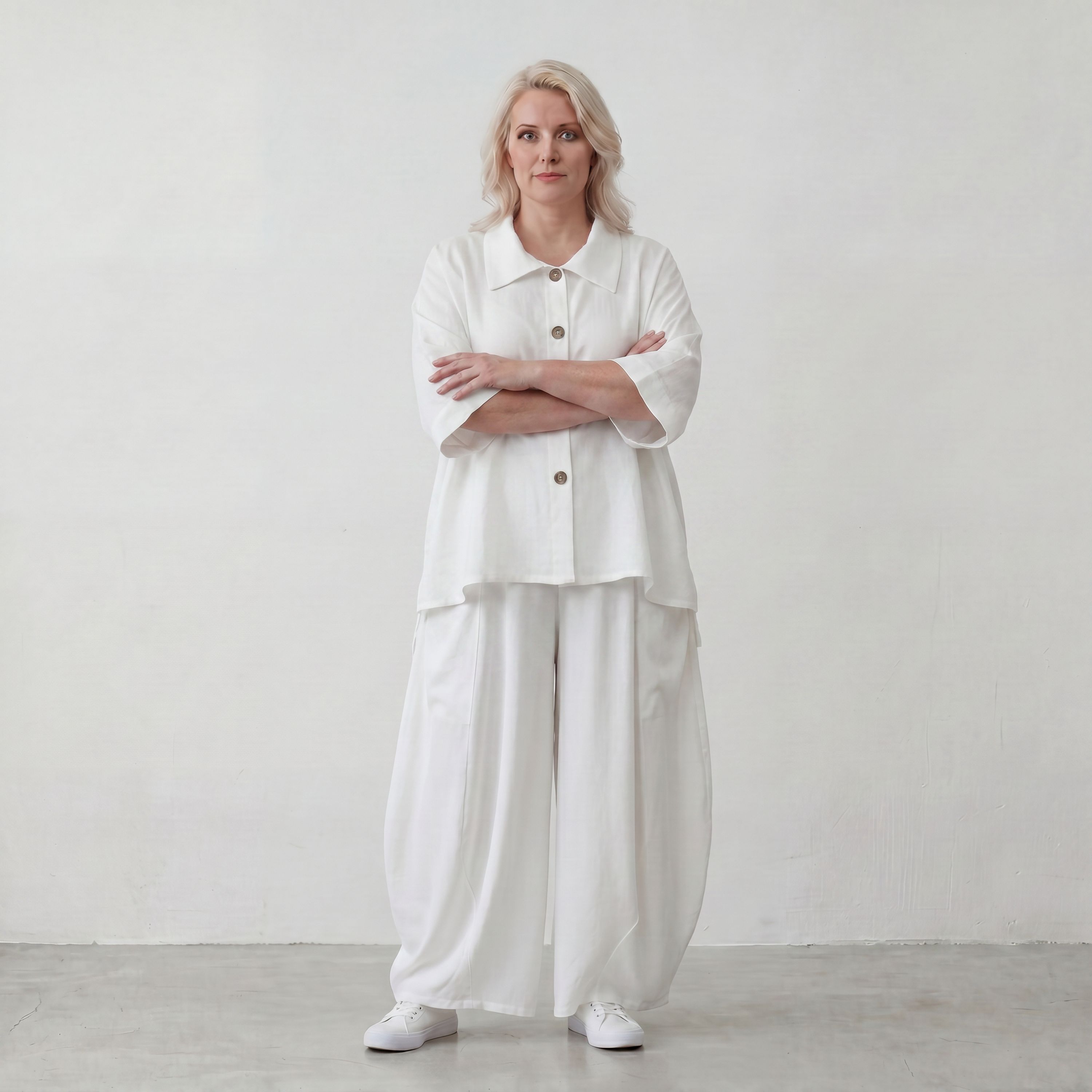 Zeitlose Weiß Leinenoptik Bluse im Oversize Lagenlook leger luftig weich modern stilvoll