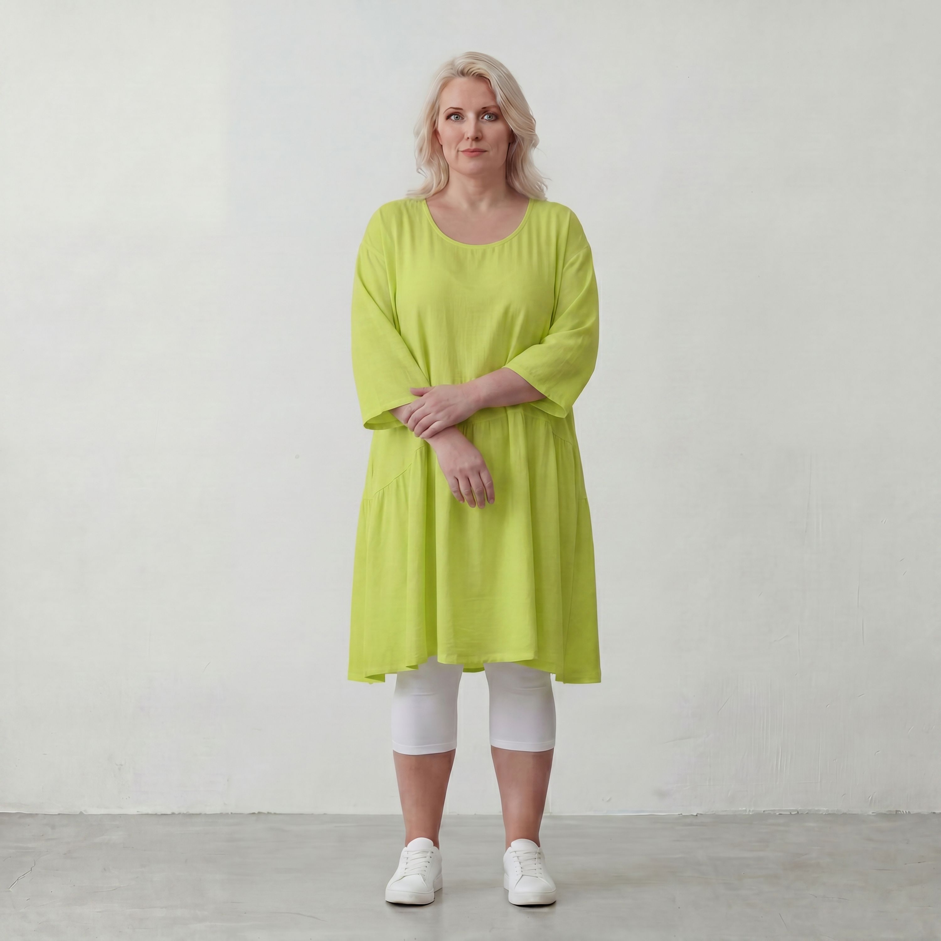 Apfelgrünes luftiges Leinenoptik Sommerkleid im Lagenlook Oversize leger zeitlos A Linie