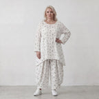 Mousseline Shirt in Weiß und Schwarz mit femininer A-Linie 3/4-Arm und Rundhalsausschnitt