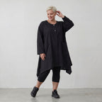 Zeitlose Schwarz Baumwollbluse im legeren Lagenlook mit Oversize A Linie und Taschen fein