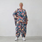 Oversized Shirt in Leinenoptik mit kastigem Schnitt und Rundhalsausschnitt in kühlem Aqua