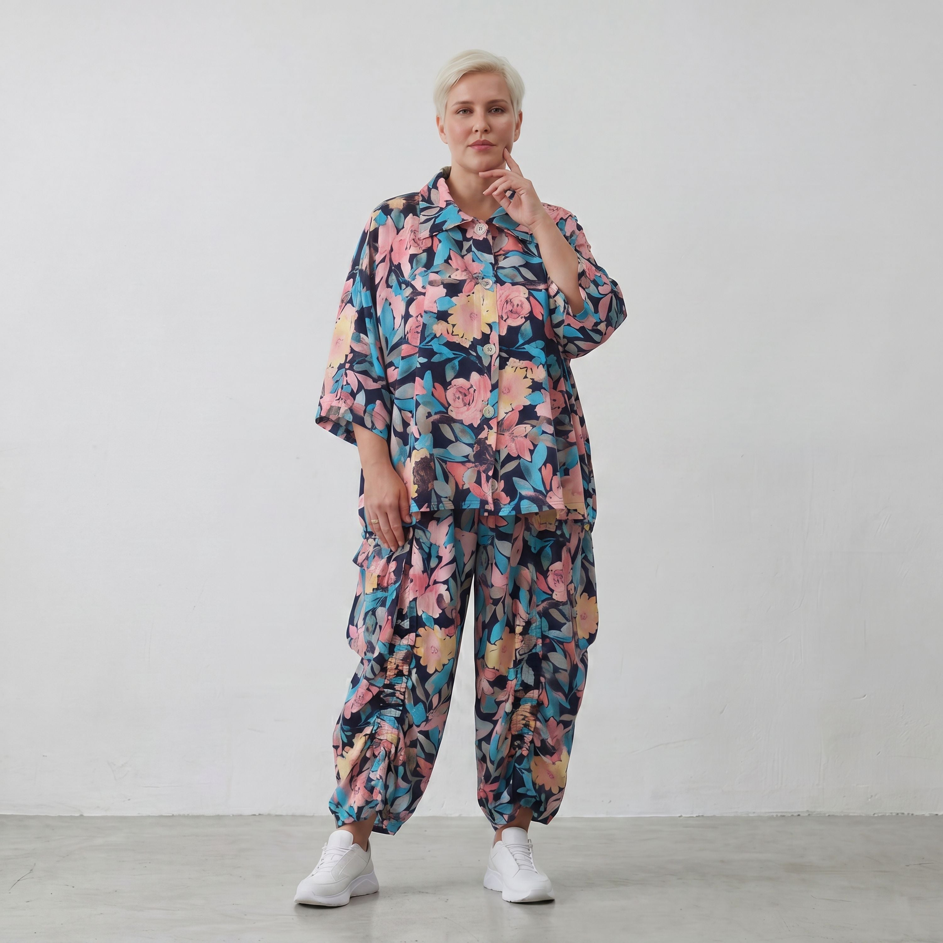Luftige Ballonhose in Leinenoptik mit elastischem Bund in Marineblau für sommerlichen Look