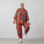 Leichte Ballonhose in Mohnrot mit elastischem Bund und Raffung für den lässigen Sommerlook