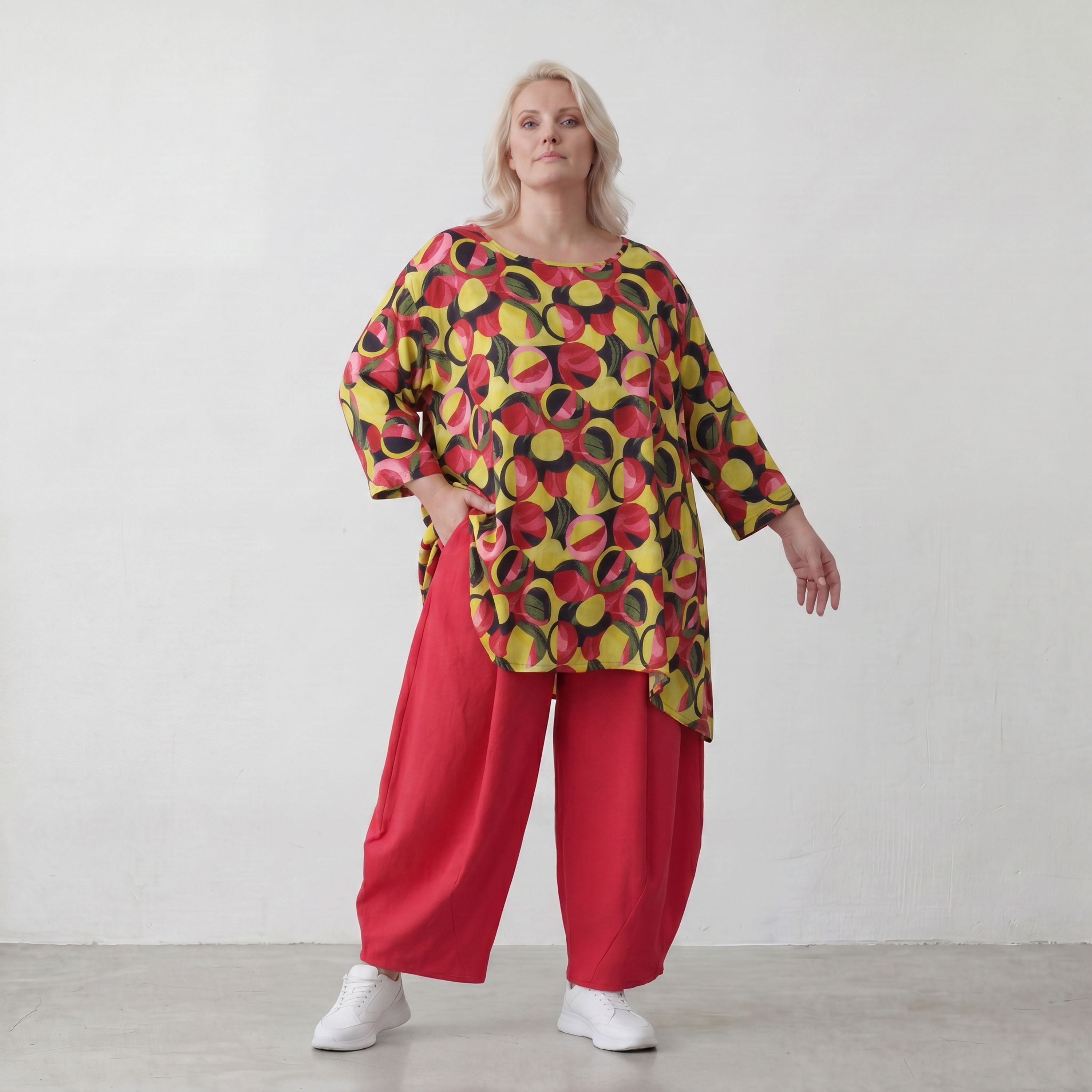 Fließendes Shirt mit 3/4-Arm und Rundhalsausschnitt aus edlem Popeline in Gelb und Fuchsia