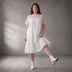 Leichtes weisses Spitzenkleid im Lagenlook Oversize leger zeitlos mit luftigem Fall zart