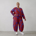 Leichte Popelinejacke in Rotlila mit Klecksmuster schimmerndem Look und langem Saum