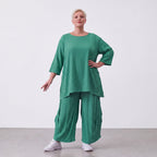 Damen Hose Lagenlook Viskose Grün, Ballonschnitt, Flügeltaschen, Oversize große Größen – AKH Fashion