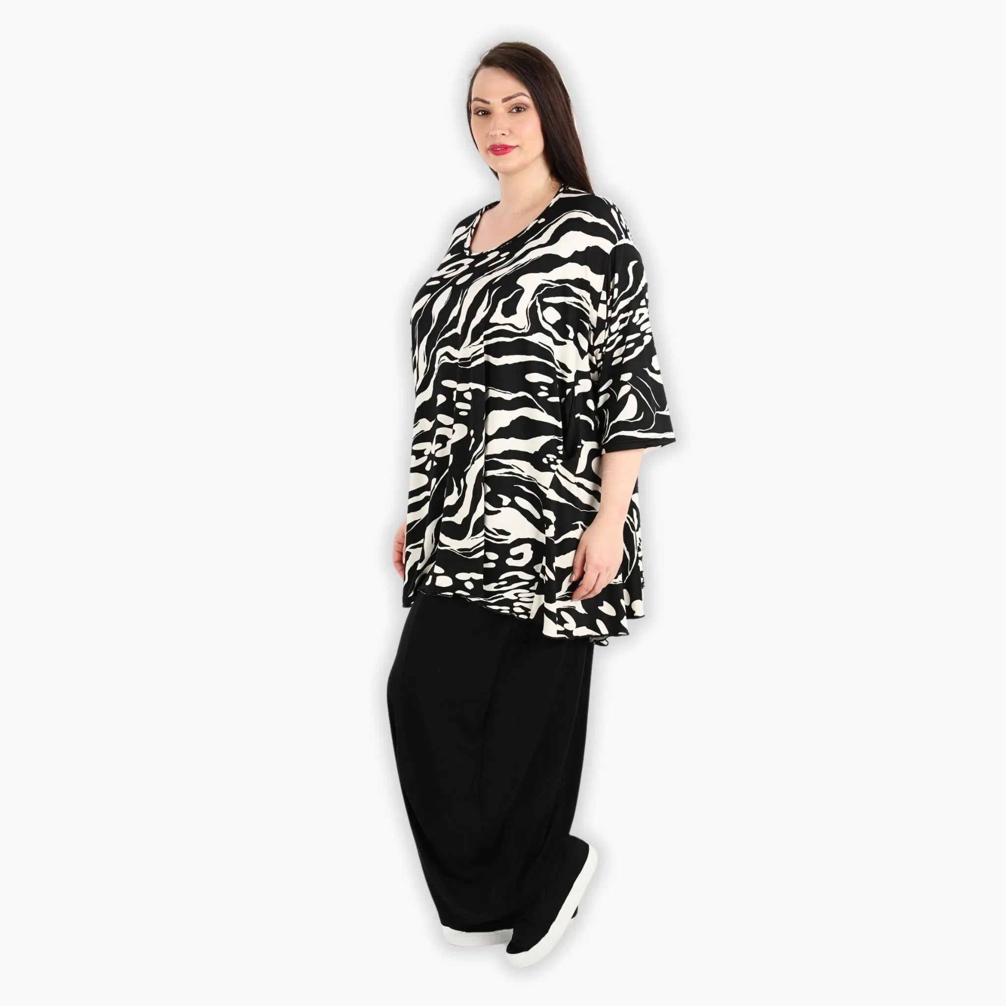  A-Form Bigshirt von AKH Fashion aus Viskose, 1290.00593, Schwarz-Ecru, Abstrakt, Schick