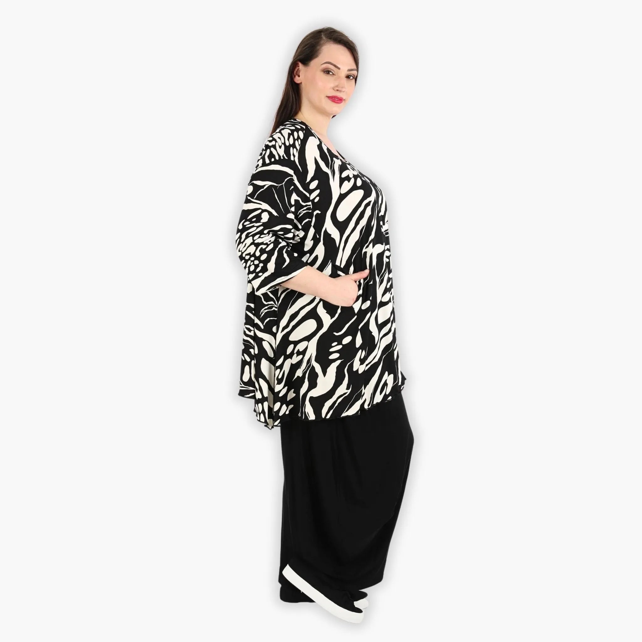  A-Form Bigshirt von AKH Fashion aus Viskose, 1290.00593, Schwarz-Ecru, Abstrakt, Schick