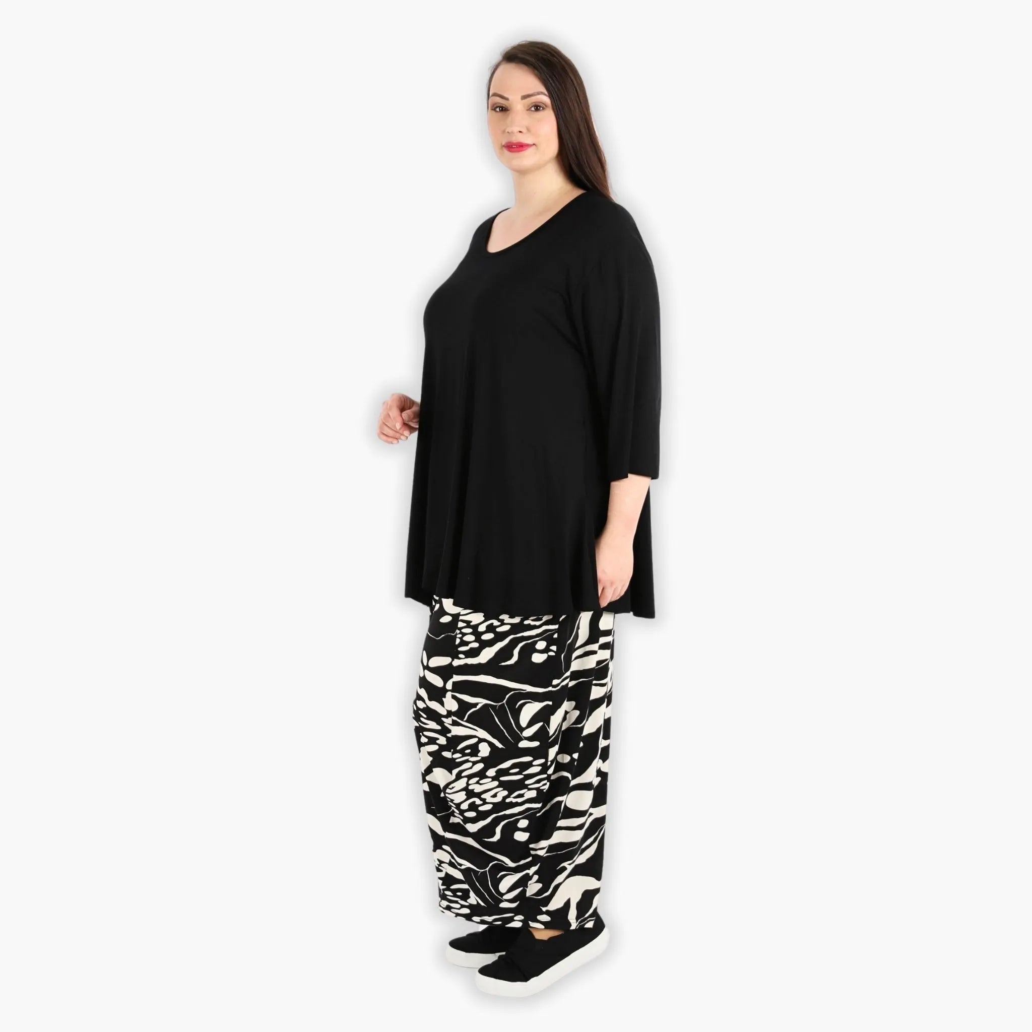  Ballonhose von AKH Fashion aus Viskose, 1290.08069, Schwarz-Ecru, Abstrakt, Schick