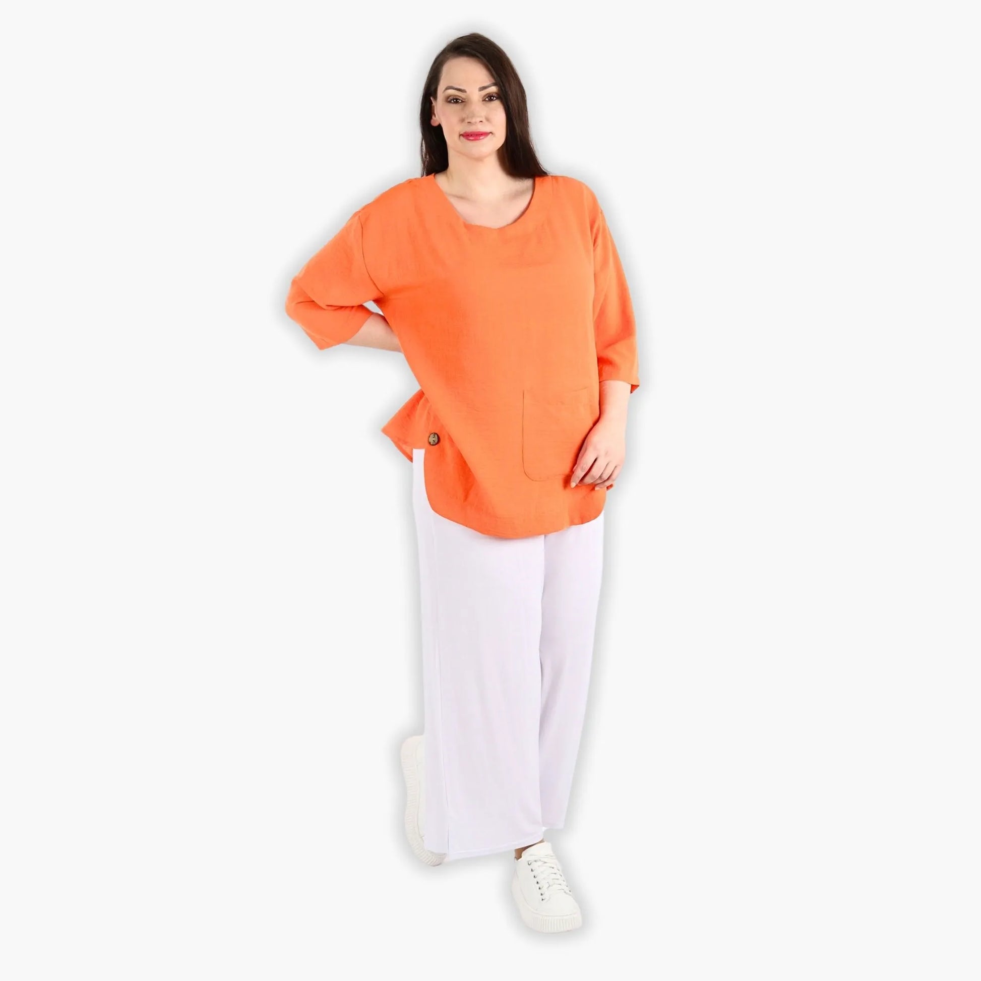  Oversized Shirt in frischem Orange aus leichtem Viskose-Mix mit coolen Holzknöpfen und Taschen