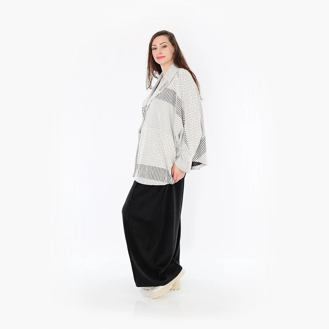  AKH Fashion Jacke in gerundeter Form, aus Viskose, 1377.00140, Schwarz-Ecru, Gerippt