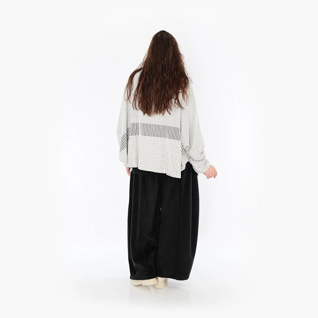  AKH Fashion Jacke in gerundeter Form, aus Viskose, 1377.00140, Schwarz-Ecru, Gerippt