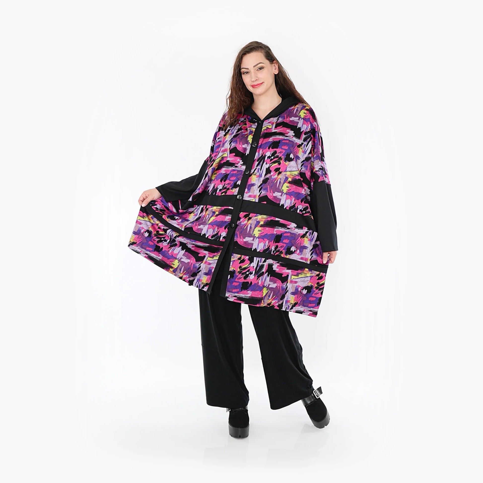  Helle Fuchsia Oversize-Jacke aus feinem Jacquard-Material mit Kapuze und praktischen Taschen für Curvy Fashion