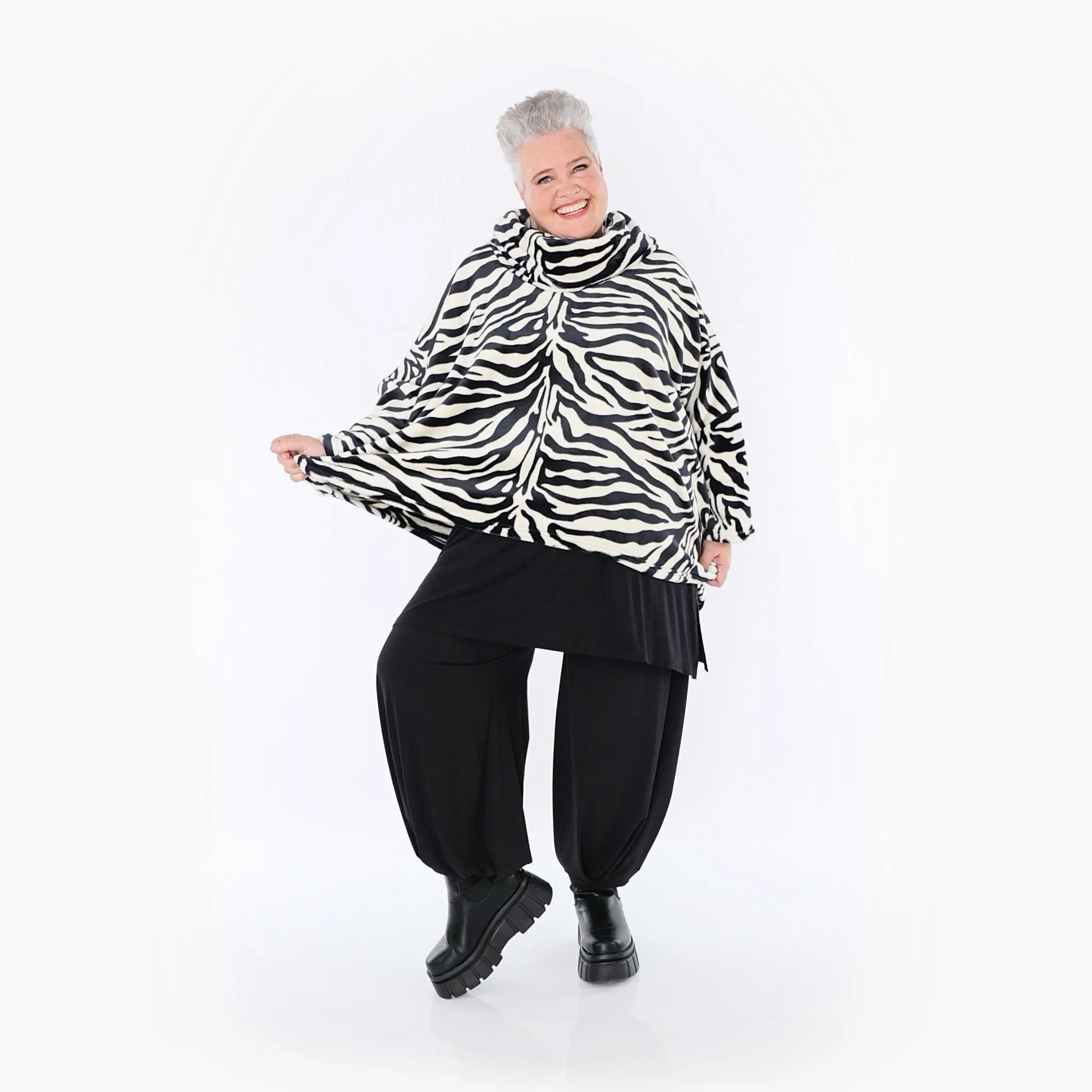  AKH Fashion Bigshirt in kastiger Form, aus Polyester, 1401.03019, Ecru-Schwarz, Zebra