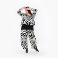  AKH Fashion Jacke in gerundeter Form, aus Rayon, 1486.00130, Weiß/Schwarz, Zebra, Schick