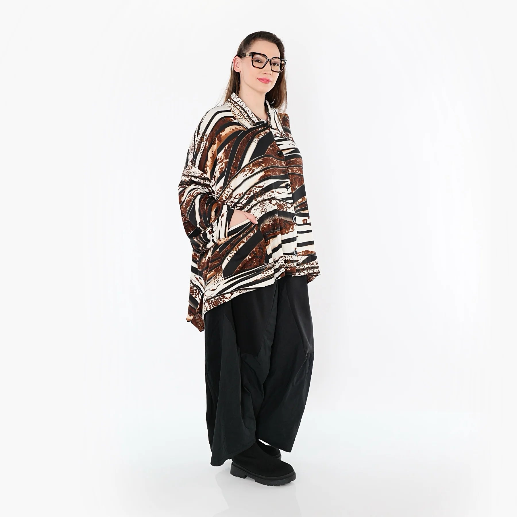  A-Form Bluse von AKH Fashion aus Materialmix, 1507132, Schwarz/Braun/Weiß, Reptil, Schick