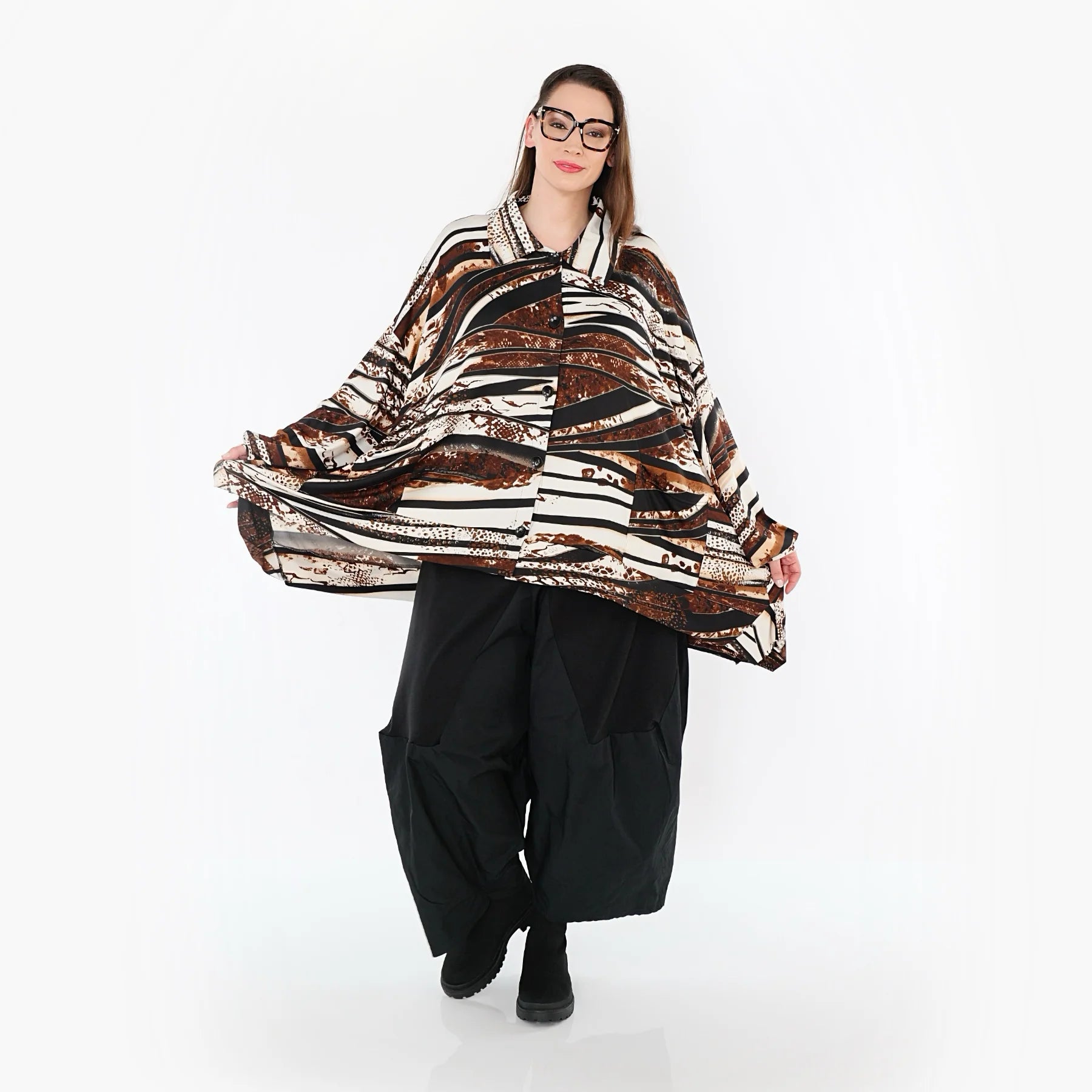  A-Form Bluse von AKH Fashion aus Materialmix, 1507132, Schwarz/Braun/Weiß, Reptil, Schick