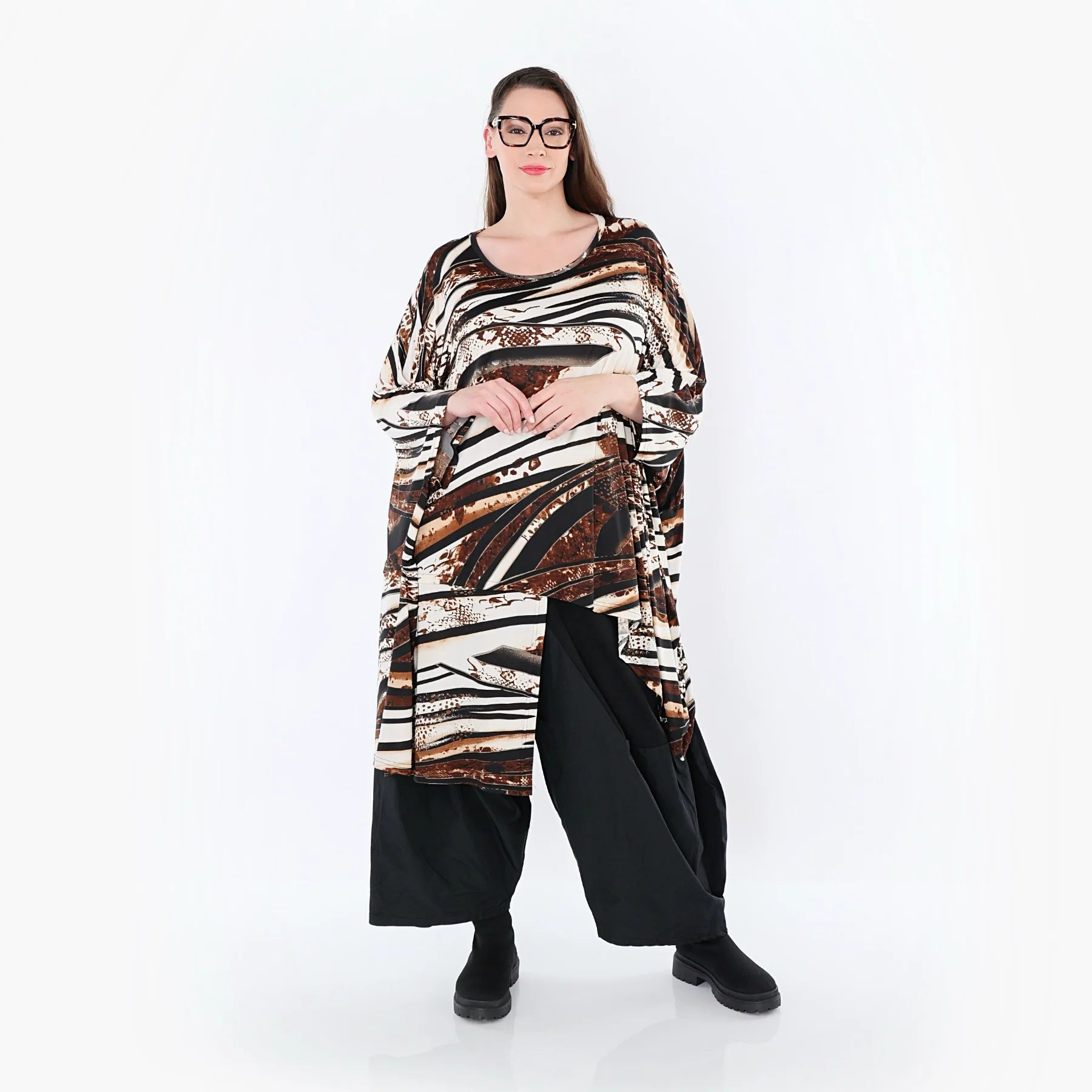  AKH Fashion Bigshirt in asymmetrischer Form, aus Materialmix, 1507133, Schwarz/Braun/Weiß