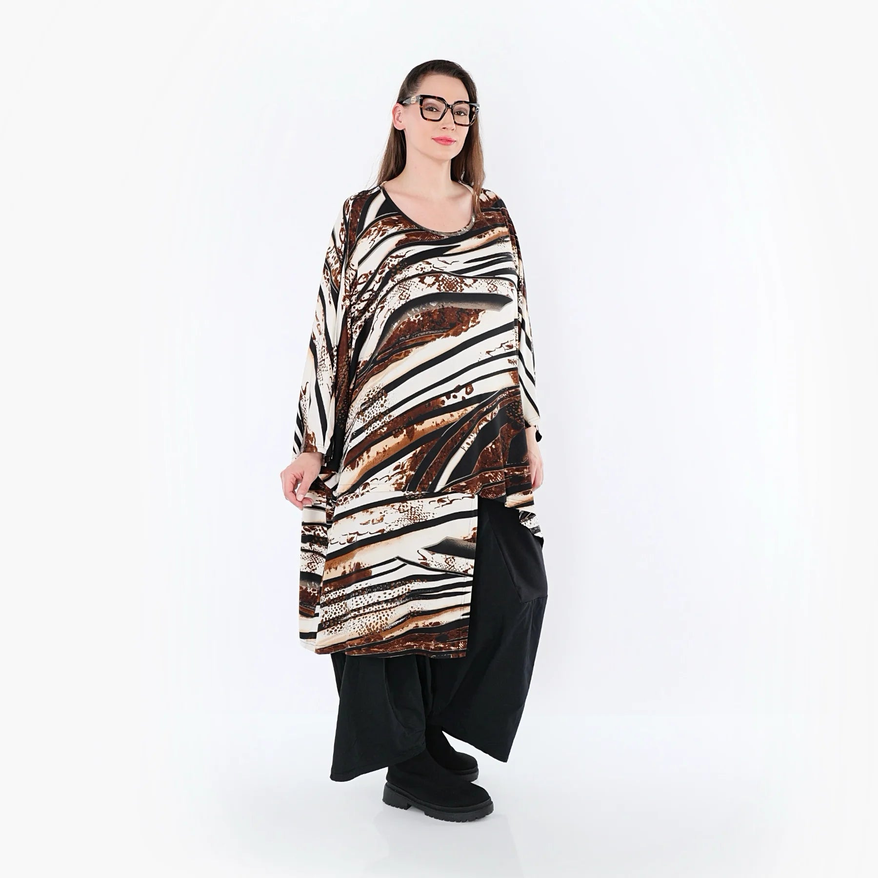  AKH Fashion Bigshirt in asymmetrischer Form, aus Materialmix, 1507133, Schwarz/Braun/Weiß