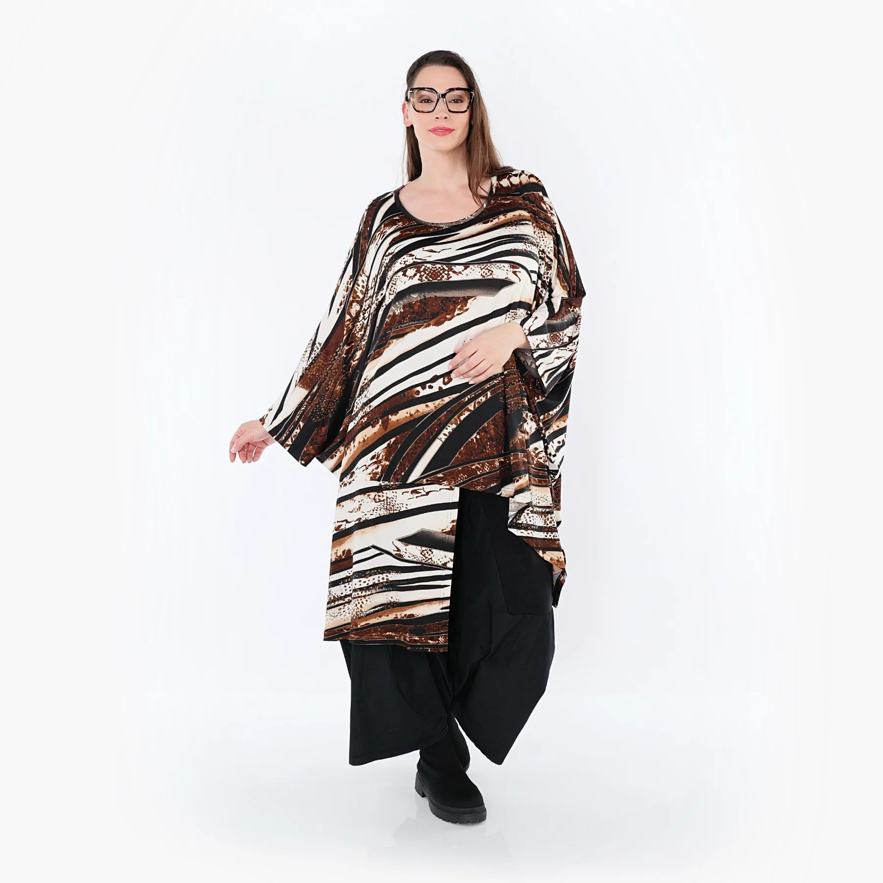  AKH Fashion Bigshirt in asymmetrischer Form, aus Materialmix, 1507133, Schwarz/Braun/Weiß