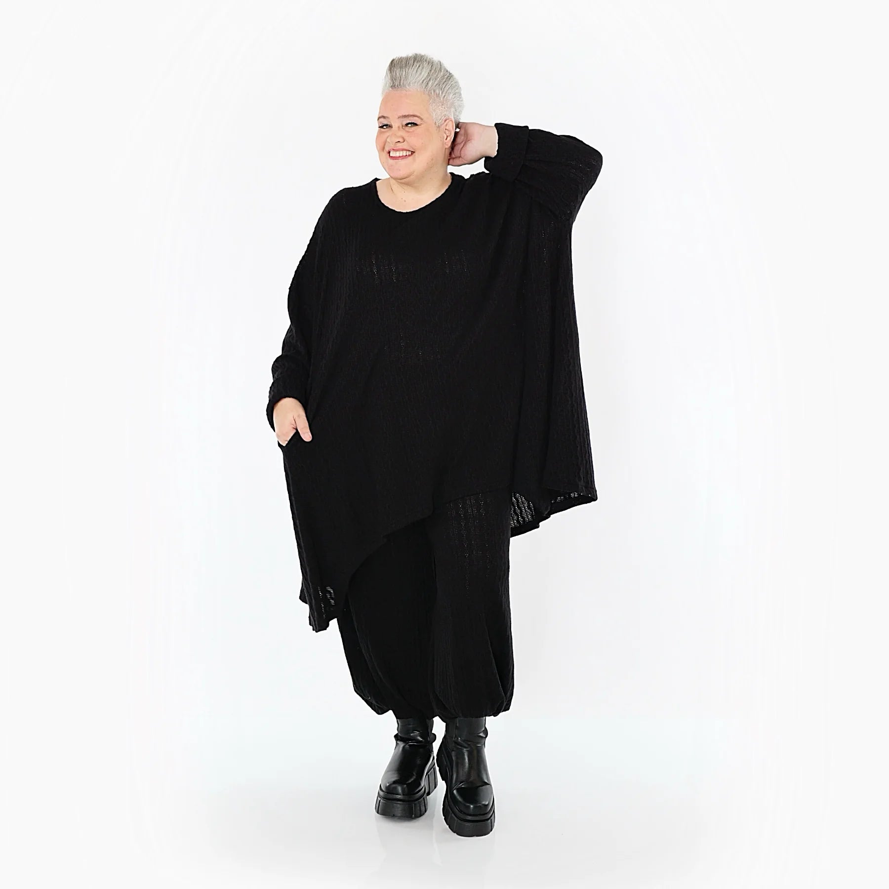A-Form Bigshirt von AKH Fashion aus Materialmix, 1532.07014, Schwarz, Wellen, Ausgefallen