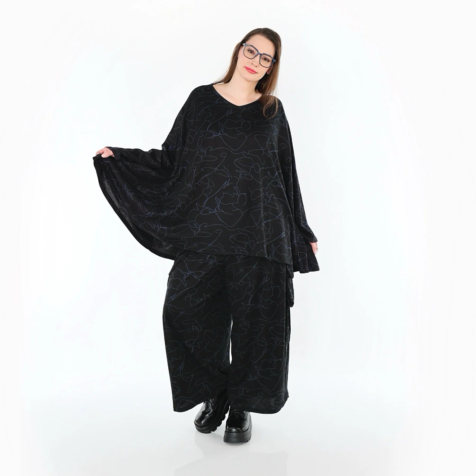  A-Form Bigshirt von AKH Fashion aus Viskose, 1545.00593, Schwarz/Blau, Kringel, Ausgefallen