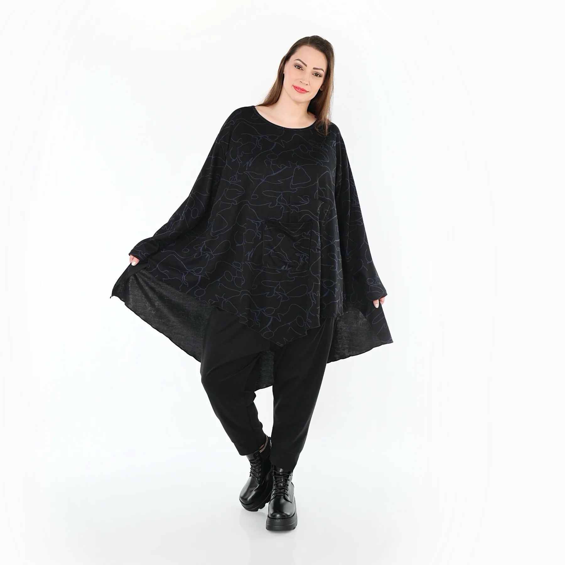  A-Form Bigshirt von AKH Fashion aus Viskose, 1545.07138, Schwarz/Blau, Kringel, Ausgefallen