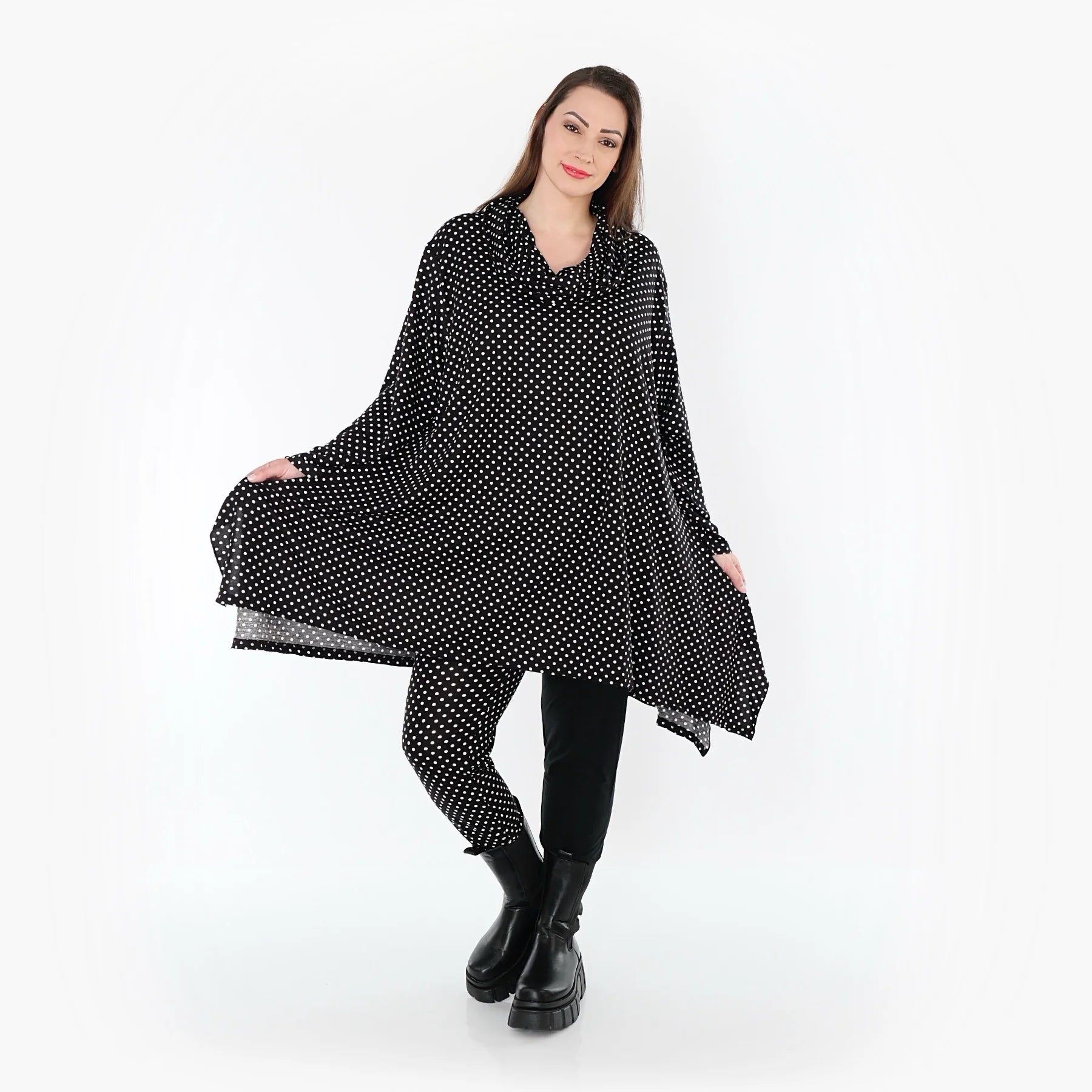  A-Form Bigshirt von AKH Fashion aus Viskose, 1557.03371, Schwarz/Weiß, Punkte, Ausgefallen