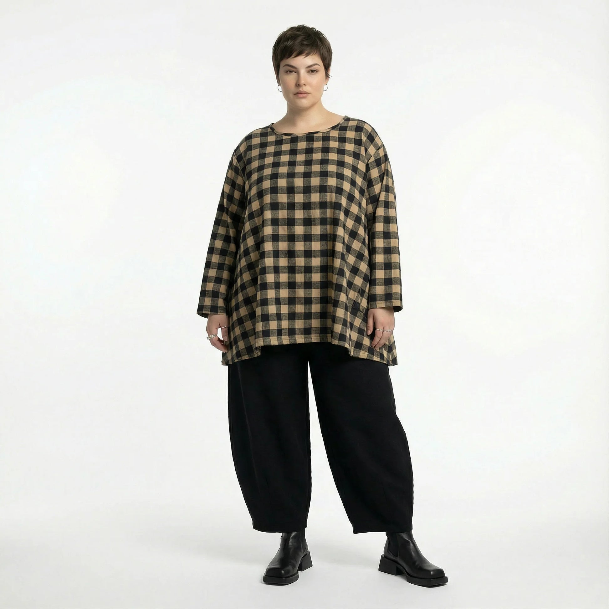  A-Form Bigshirt von AKH Fashion aus Polyester, 1562.00593, Sand/Schwarz, Kariert, Schick