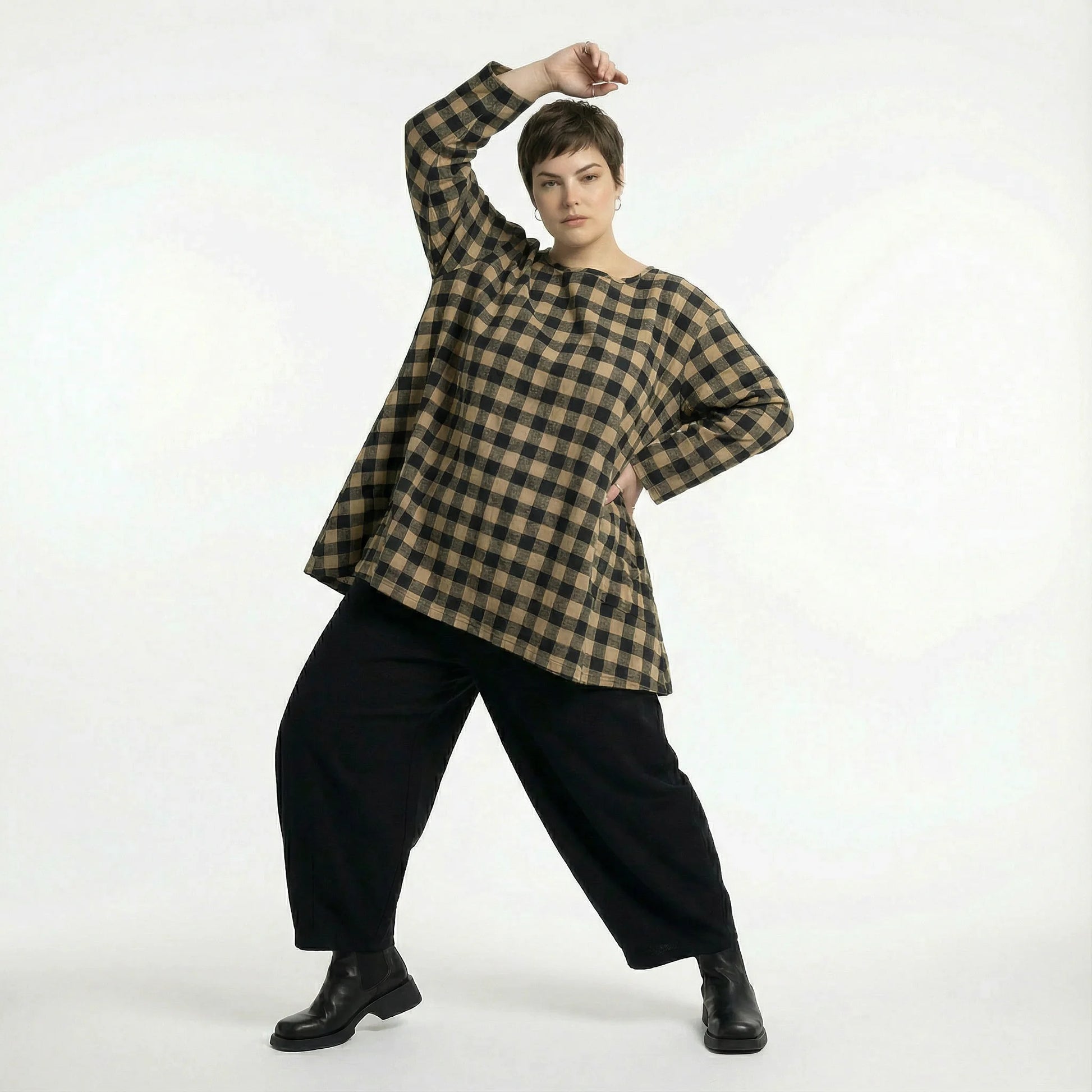  A-Form Bigshirt von AKH Fashion aus Polyester, 1562.00593, Sand/Schwarz, Kariert, Schick