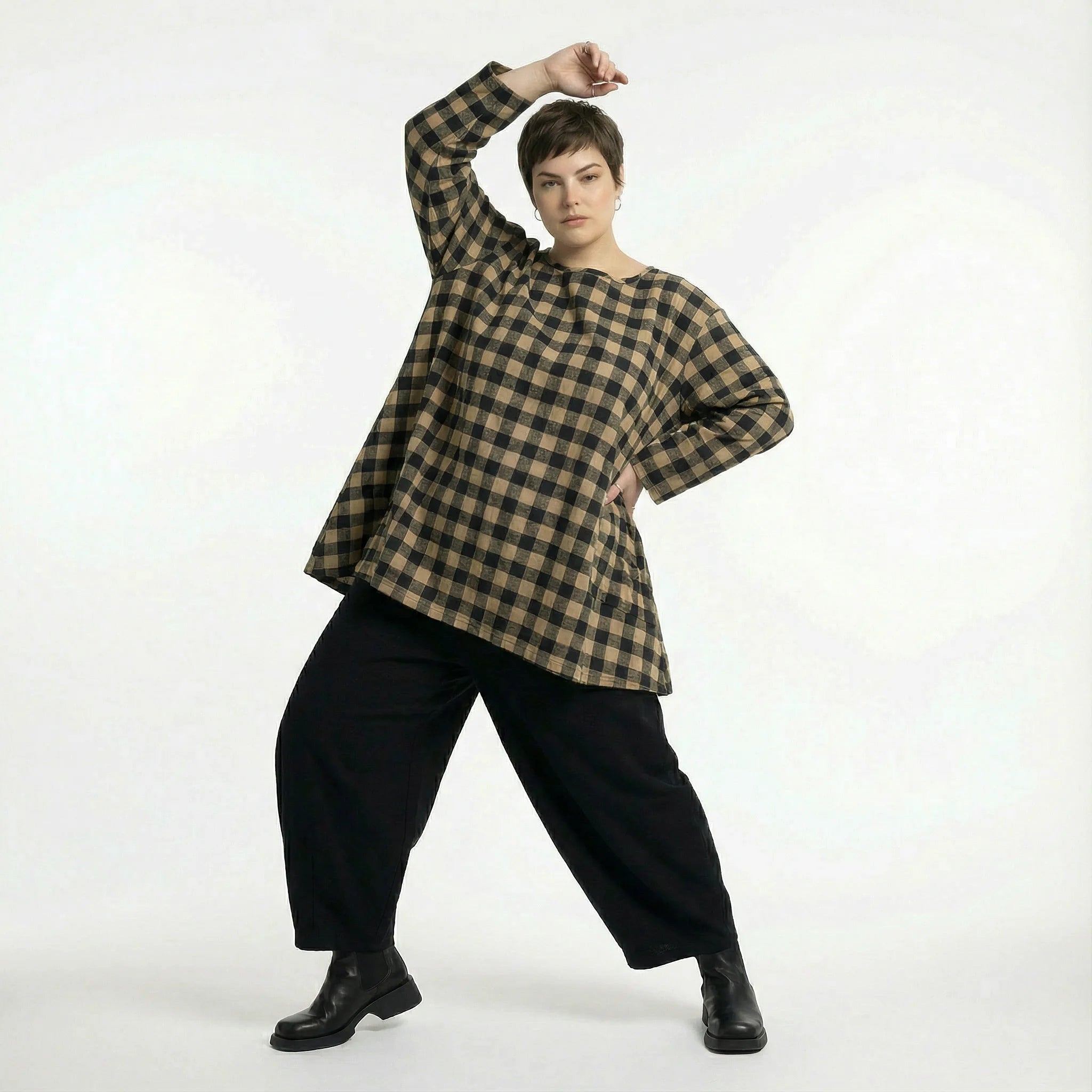  A-Form Bigshirt von AKH Fashion aus Polyester, 1562.00593, Sand/Schwarz, Kariert, Schick