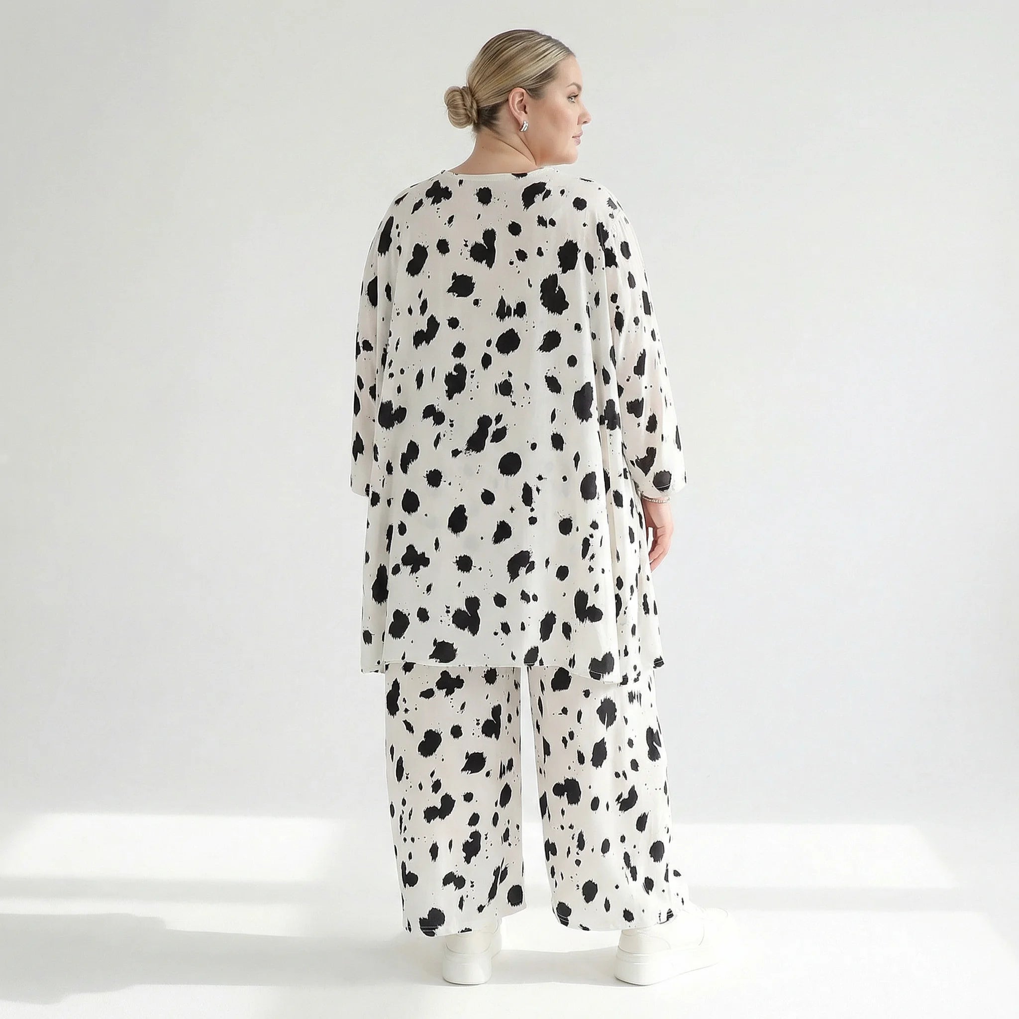 A-Form Bigshirt von AKH Fashion aus Viskose, 1579.00593, Weiß/Schwarz, Kleckse, Ausgefallen