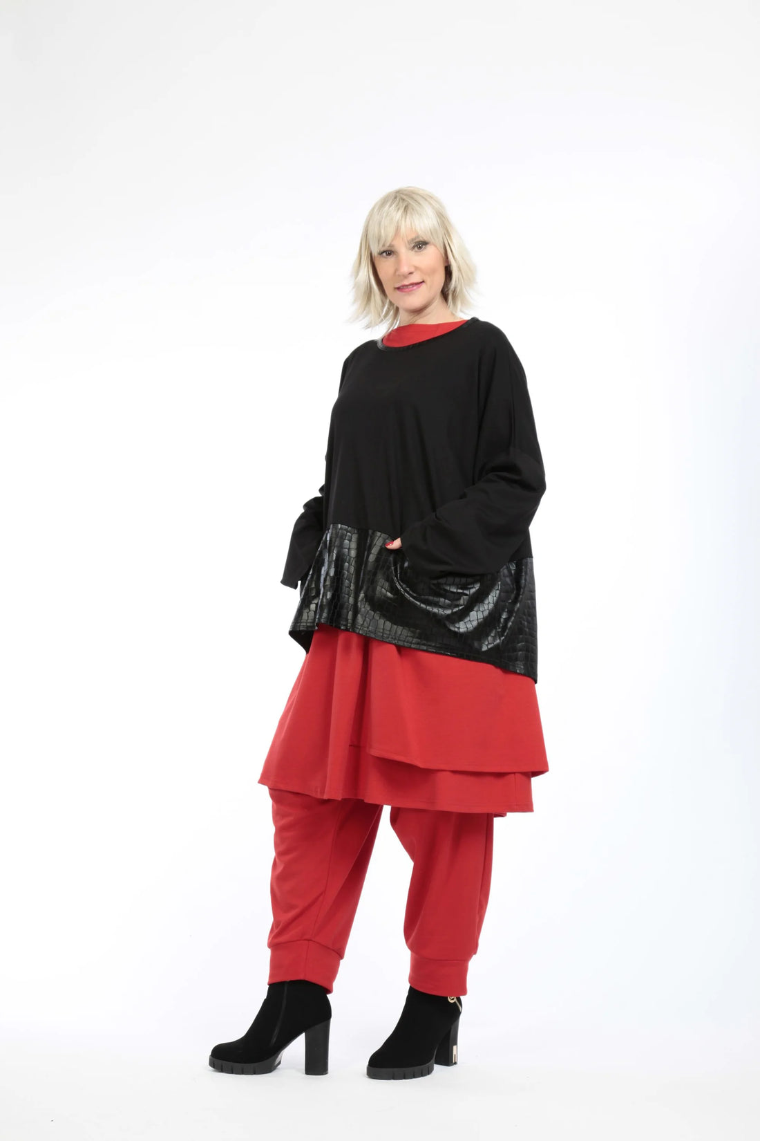  Bigshirt von AKH Fashion aus Viskose in kastiger Form, 1221.06888, Schwarz, Schick, Modern