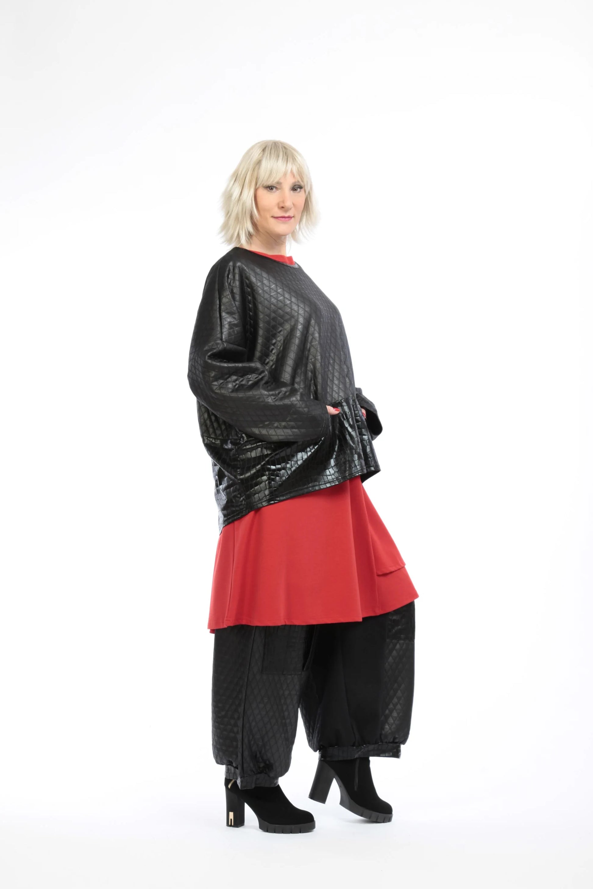  Bigshirt von AKH Fashion aus Viskose in kastiger Form, 1222.06888, Schwarz, Schick, Modern