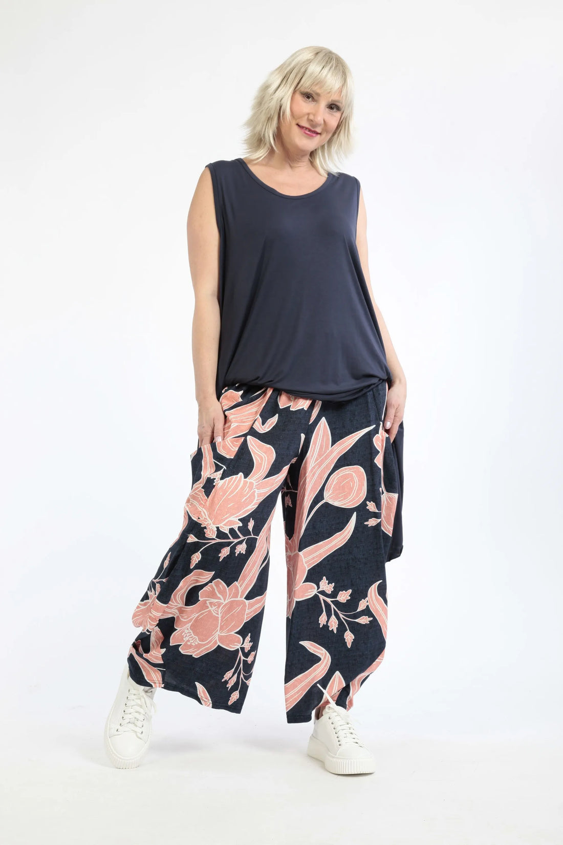  Ballonhose von AKH Fashion aus Viskose, 1245.08069, Blau-Koralle, Blumen, Schick, Modern