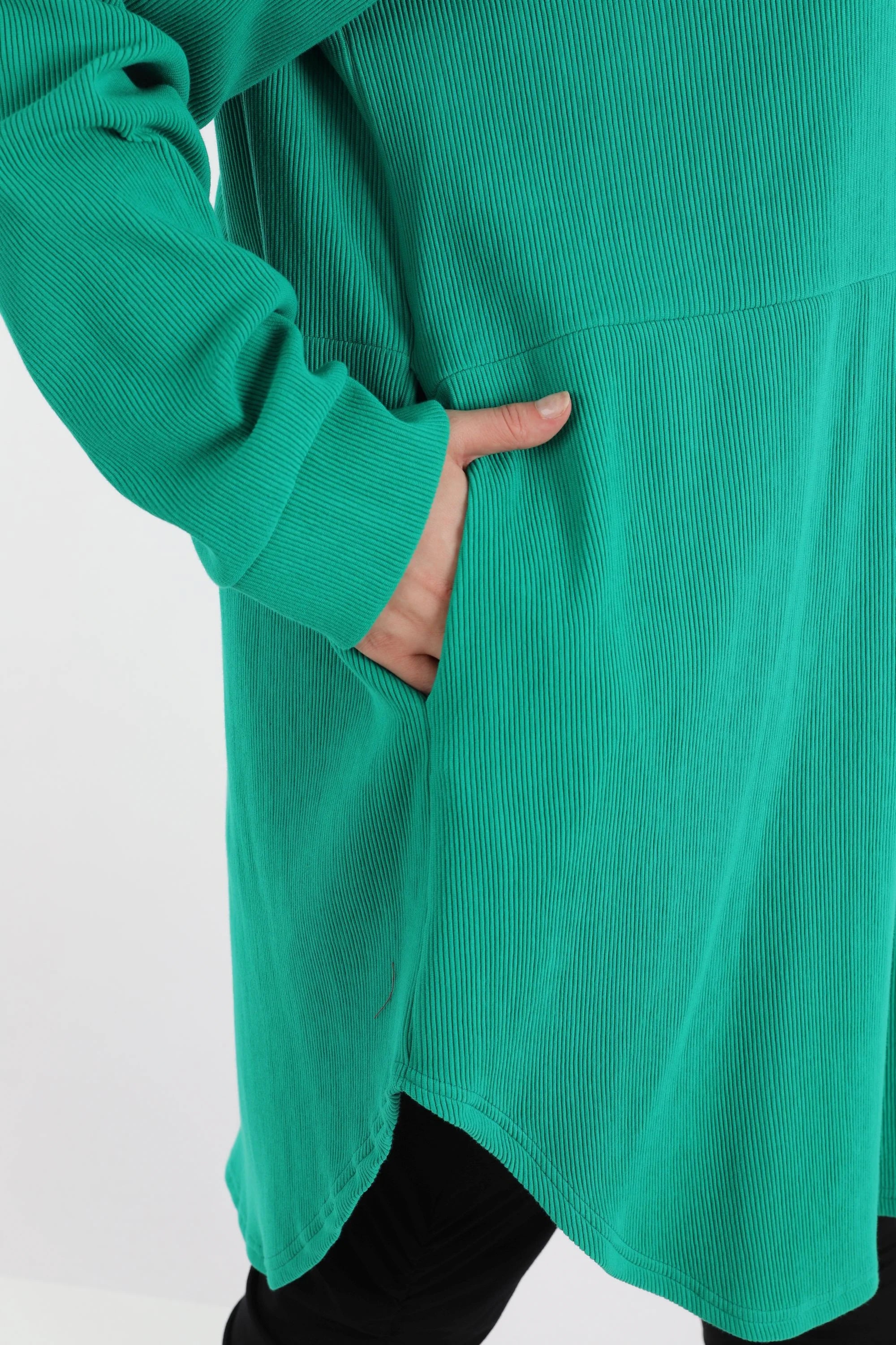  AKH Fashion Bluse in gerundeter Form, aus Baumwolle, 1252.06881, Grün, Schick, Modern