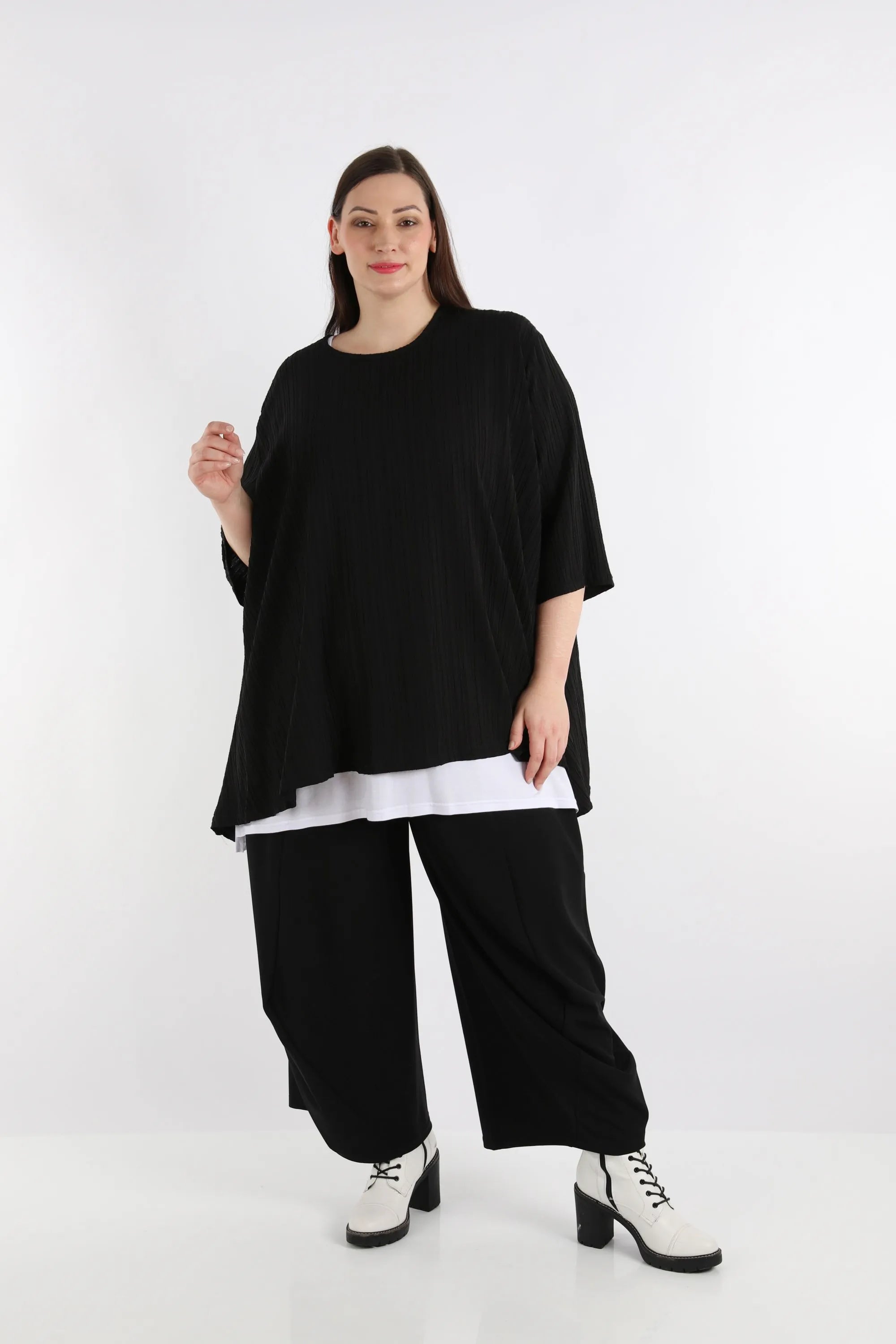  A-Form Bigshirt von AKH Fashion aus Viskose, 1254.00593, Schwarz, Schick, Modern, Bequem