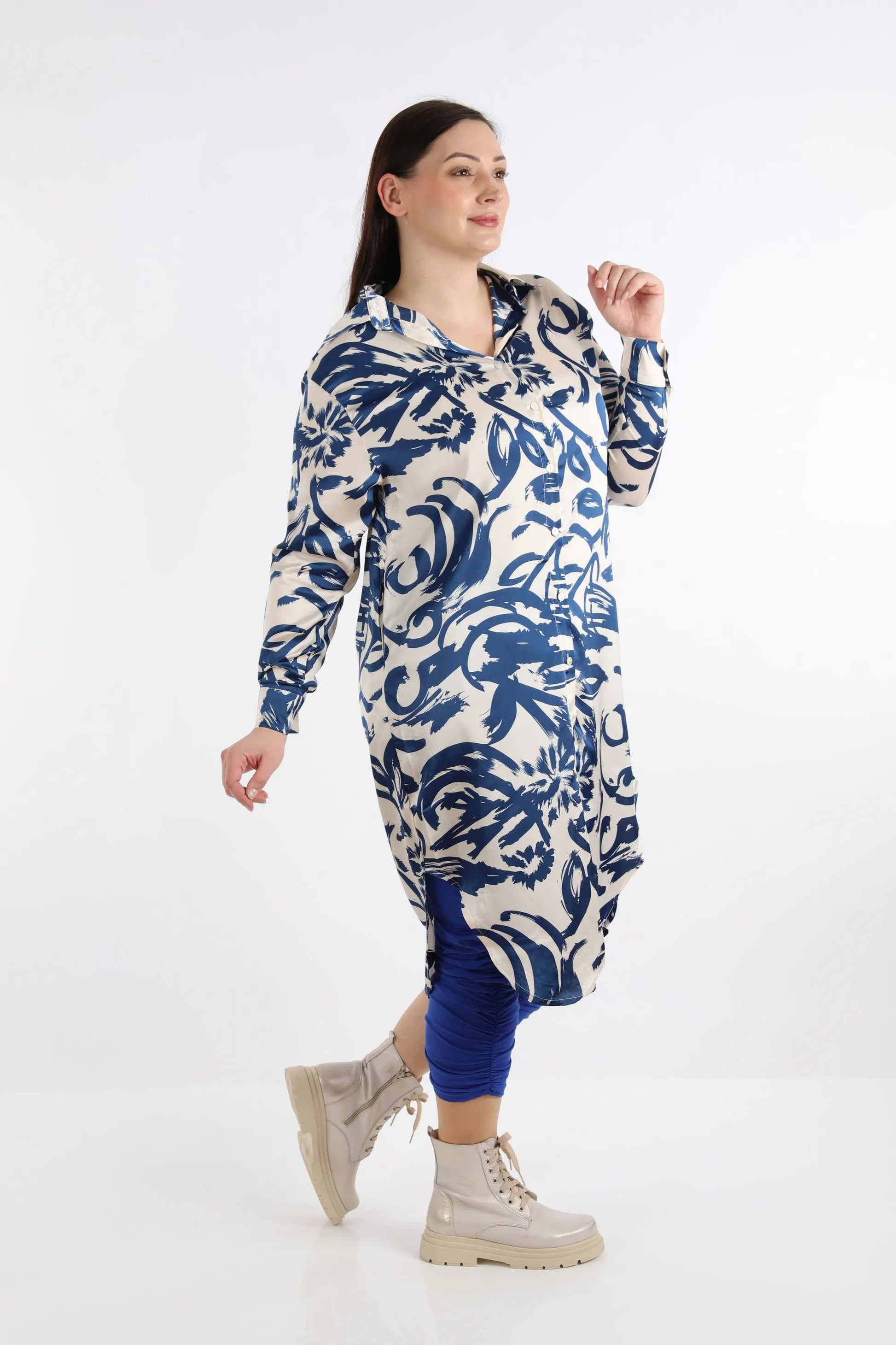  Bluse von AKH Fashion aus Viskose in gerundeter Form, 1275.02502, Ecru-Blau, Ausgefallen